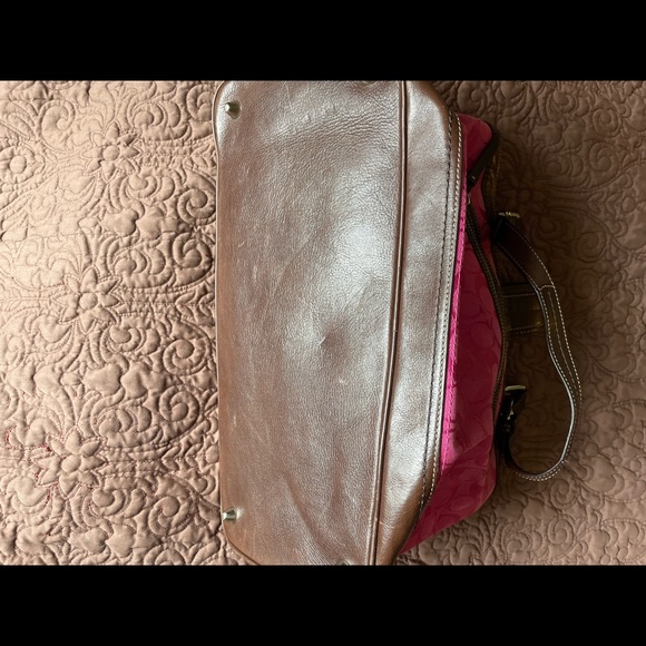 Coach purse - Picture 5 of 5